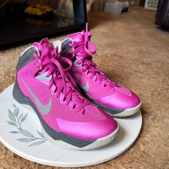 Women’s Nike Zoom HyperQuickness 'Think Pink' Brest cancer awareness size 10. - Picture 16 of 17